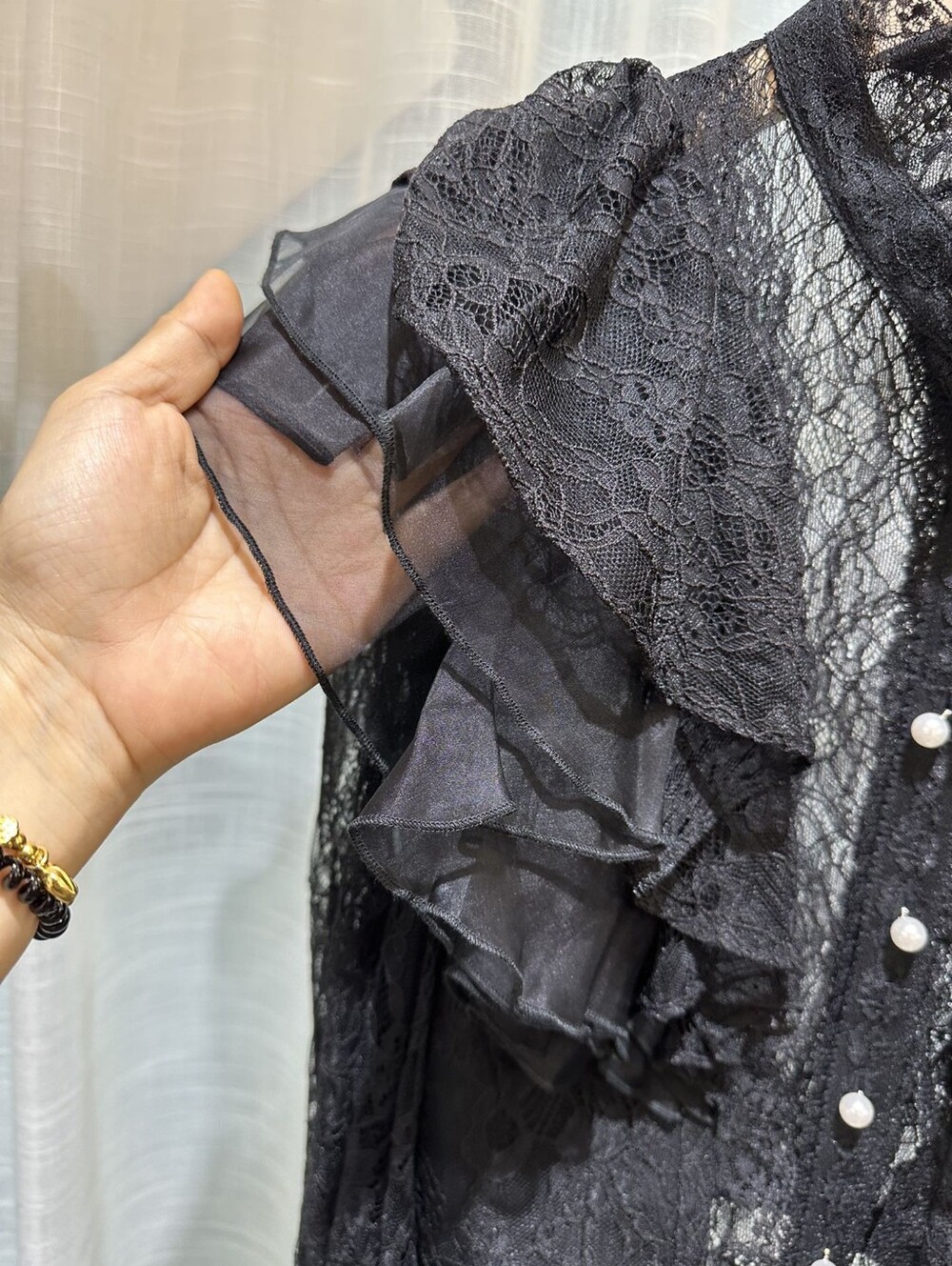 Alice + Olivia DELPHA RUFFLE LACE BLOUSON SLEEVE CROPPED TOP5 - Picture 7 of 9